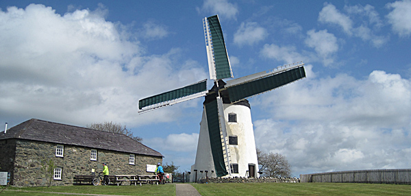 Llynnon Windmill